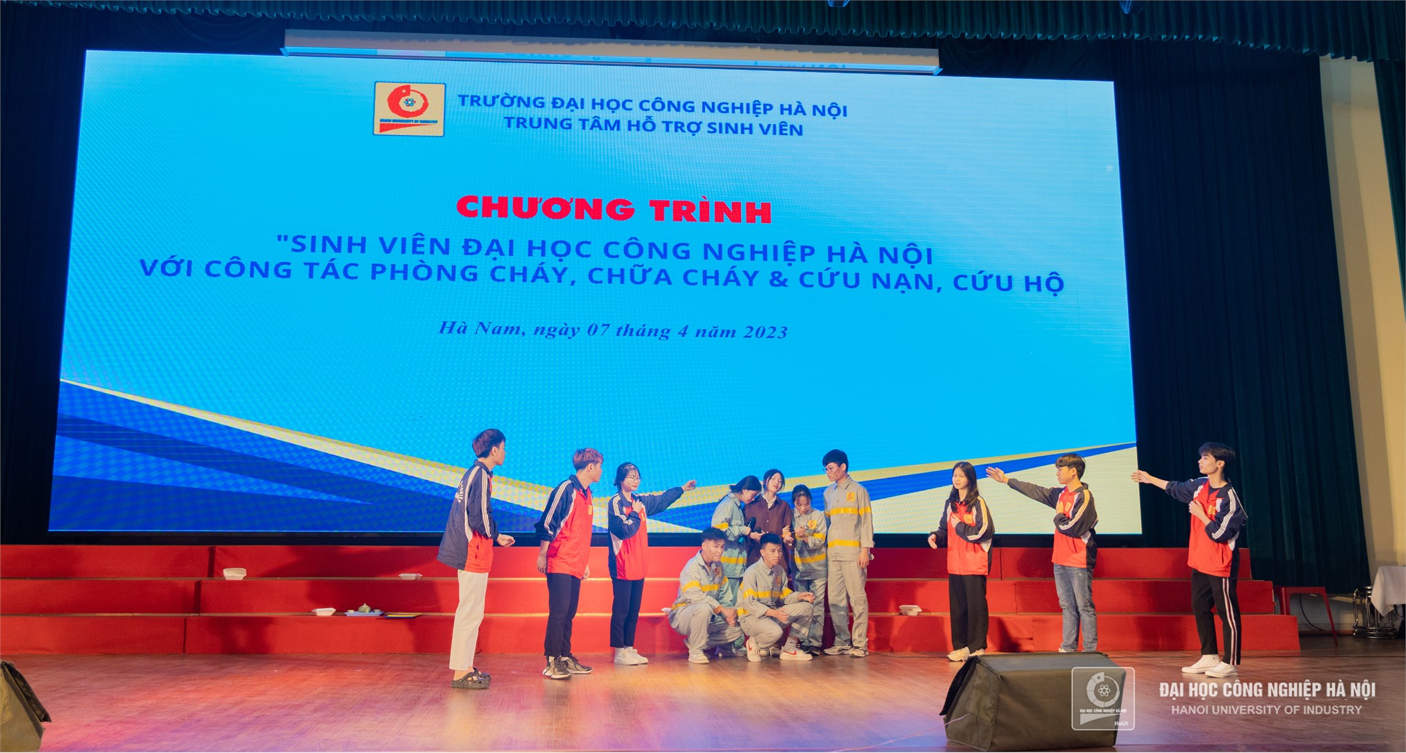 Sinh viên Đại học Công nghiệp Hà Nội với công tác phòng cháy chữa cháy và cứu nạn cứu hộ