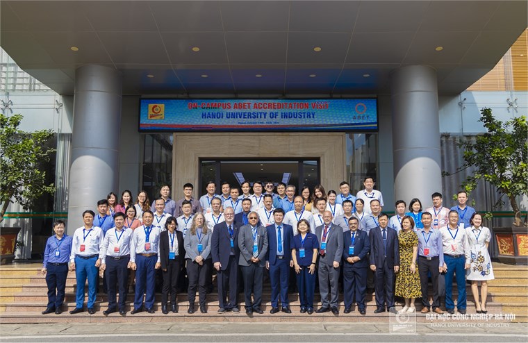 Đại học Công nghiệp Hà Nội kiểm định chất lượng 05 chương trình đào tạo theo chuẩn ABET