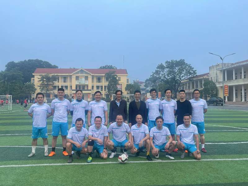 Cán bộ viên chức phòng Quản trị hào hứng tham gia Hội thao thể dục thể thao viên chức, người lao động Đại học Công nghiệp Hà nội.