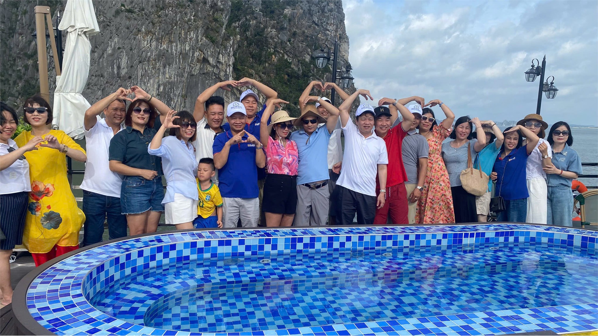 BCH Công đoàn phòng Quản trị tổ chức tham quan, học tập hè cho đoàn viên công đoàn phòng năm 2025
