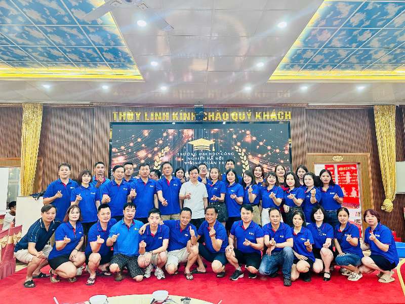 BCH Công đoàn phòng Quản trị tổ chức tham quan, học tập hè cho đoàn viên công đoàn phòng năm 2025