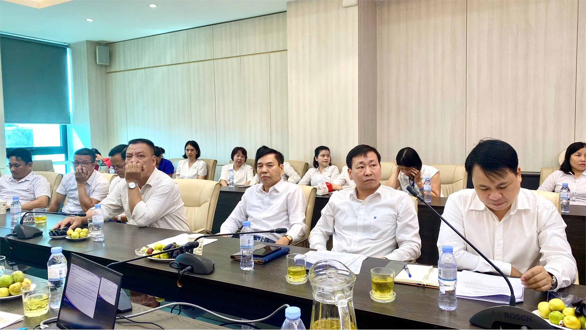 Hội nghị viên chức, người lao động Phòng Quản trị; tổng kết năm học 2024-2025 và triển khai nhiệm vụ năm học 2025-2026