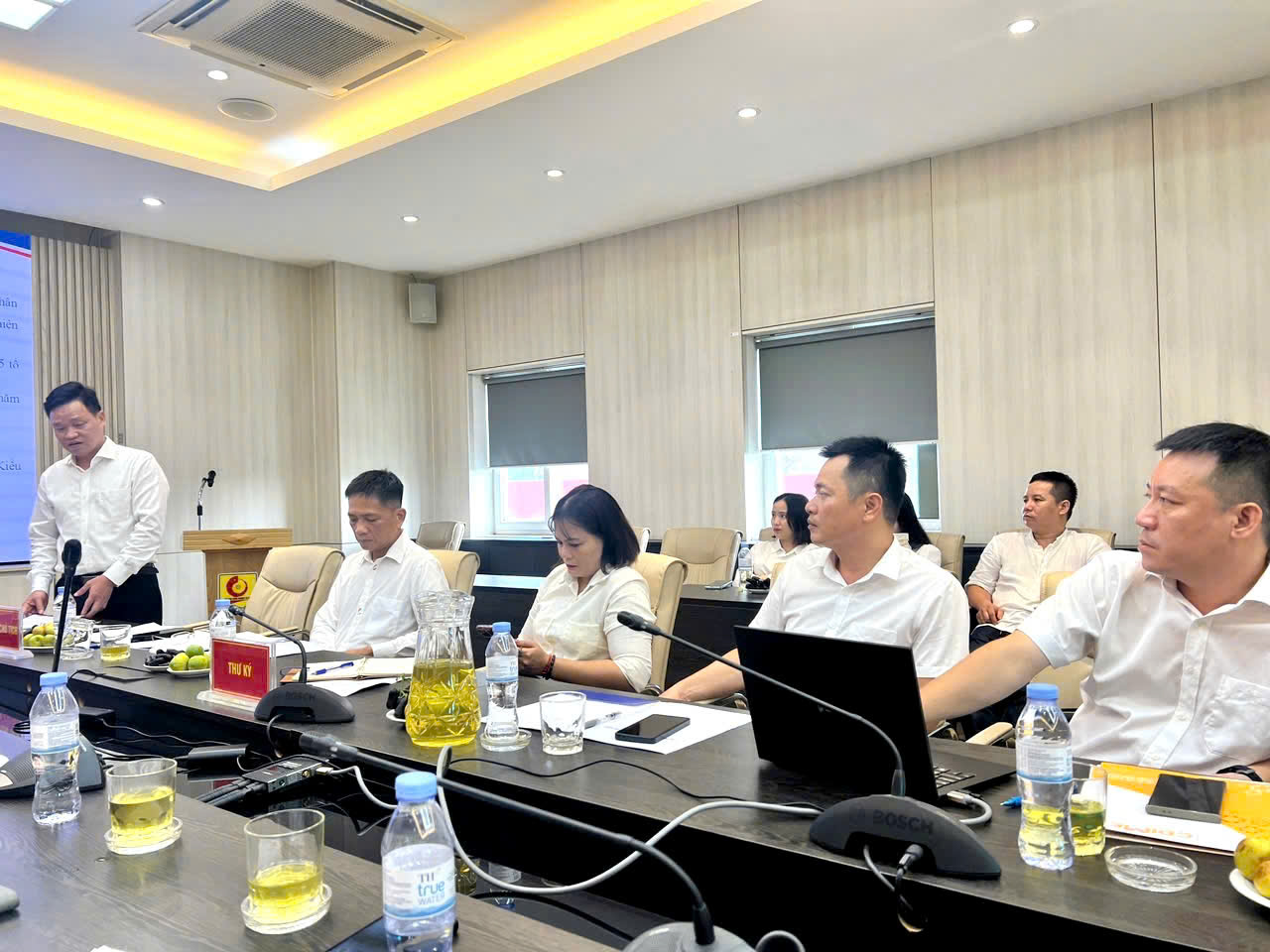 Hội nghị viên chức, người lao động Phòng Quản trị; tổng kết năm học 2024-2025 và triển khai nhiệm vụ năm học 2025-2026