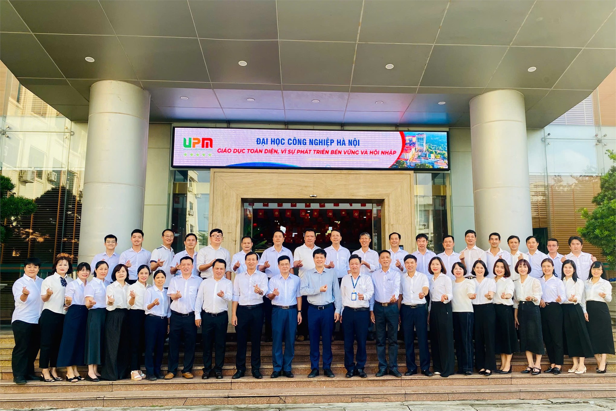 Hội nghị viên chức, người lao động Ban Cơ sở vật chất; tổng kết năm học 2025-2026 và triển khai nhiệm vụ năm học 2026-2027.